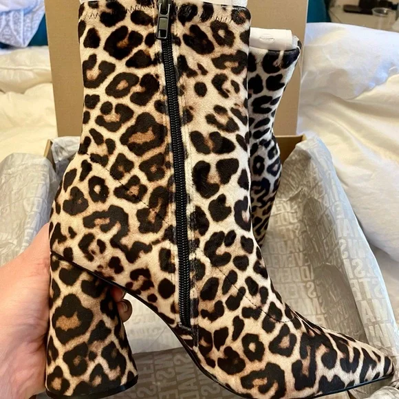 Steve Madden animal print toe boot. 9M. NWB. - Picture 1 of 9